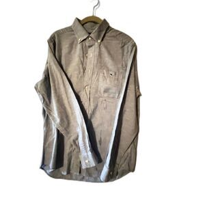 Vineyard Vines blue button down shirt M